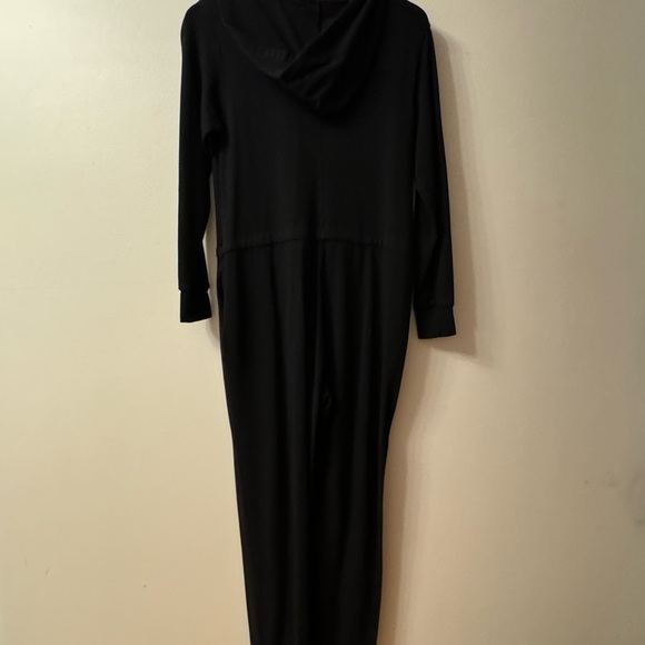 Smash and Tess Jillian Harris inspired onsie size s - Picture 3 of 6